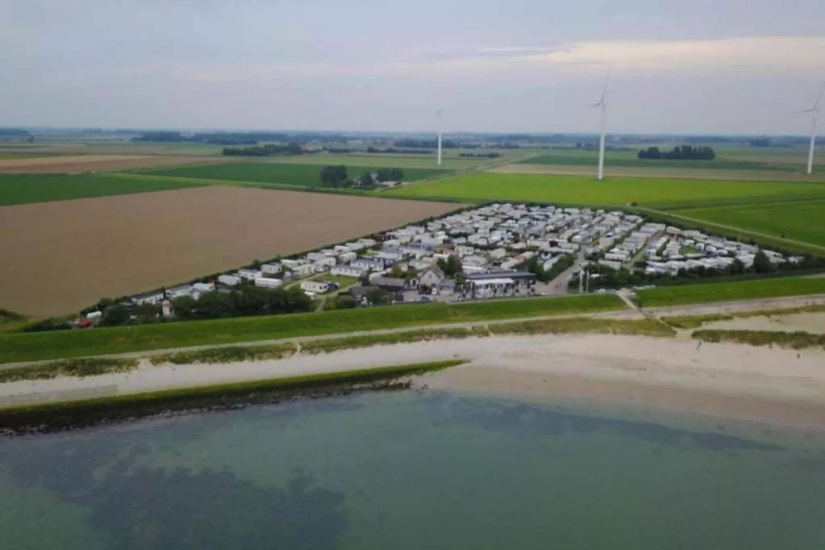 Waterlodge Blue Island-Gebieden zomer 20km
