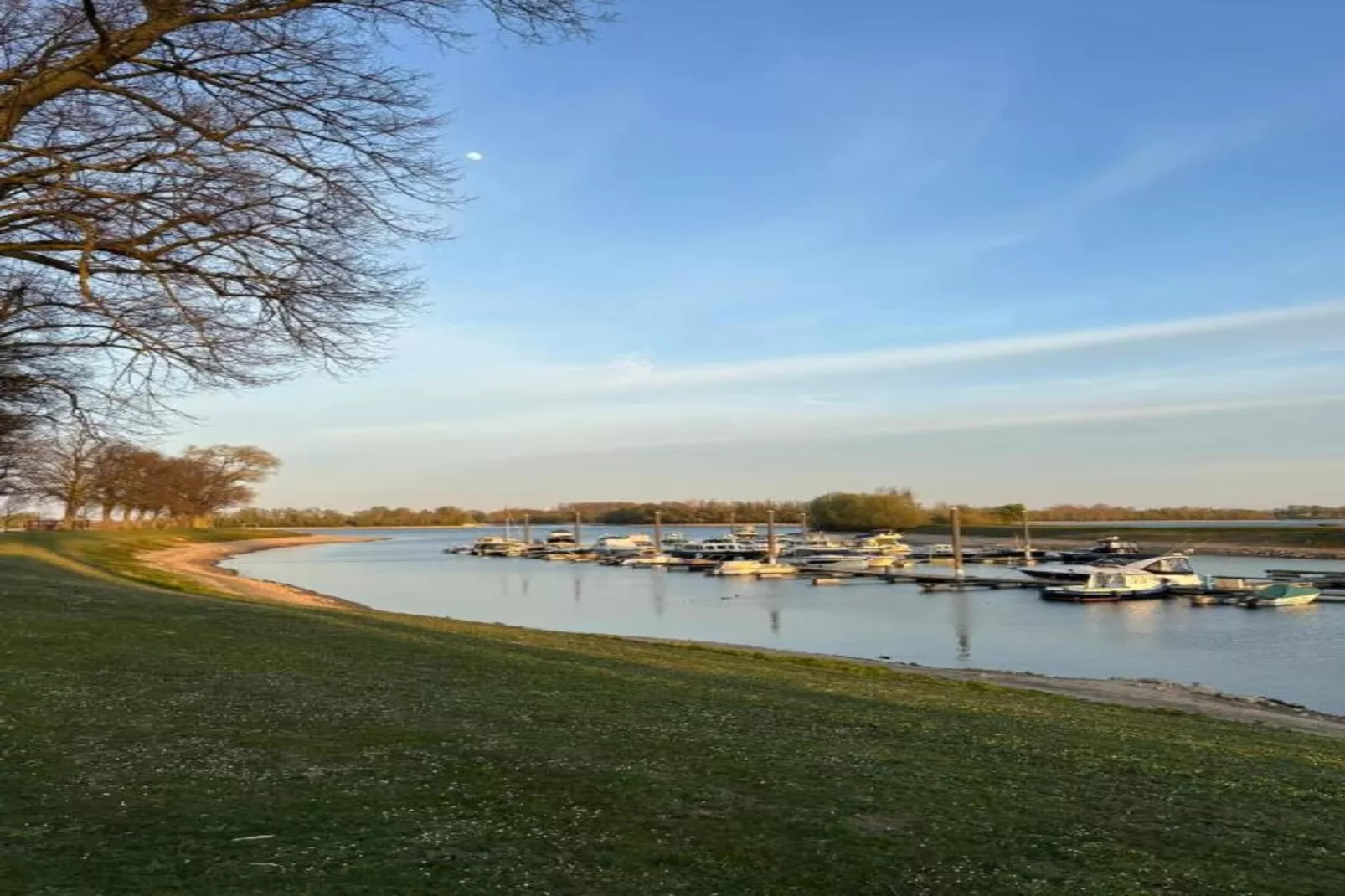 Recreatiepark Rhederlaagse Meren 16-Gebieden zomer 20km