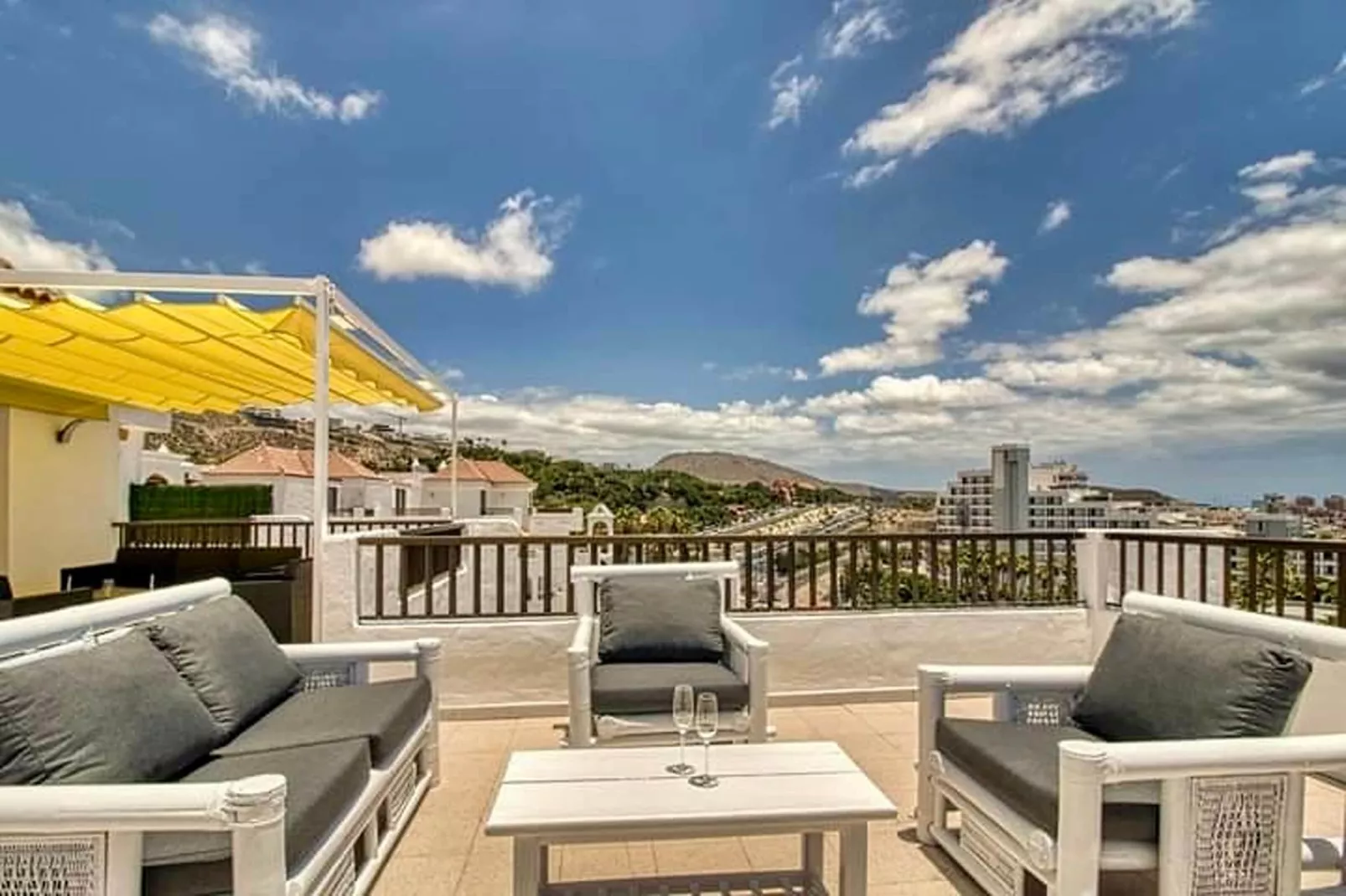 Luxury Penthouse Garajonay-Uitzicht zomer