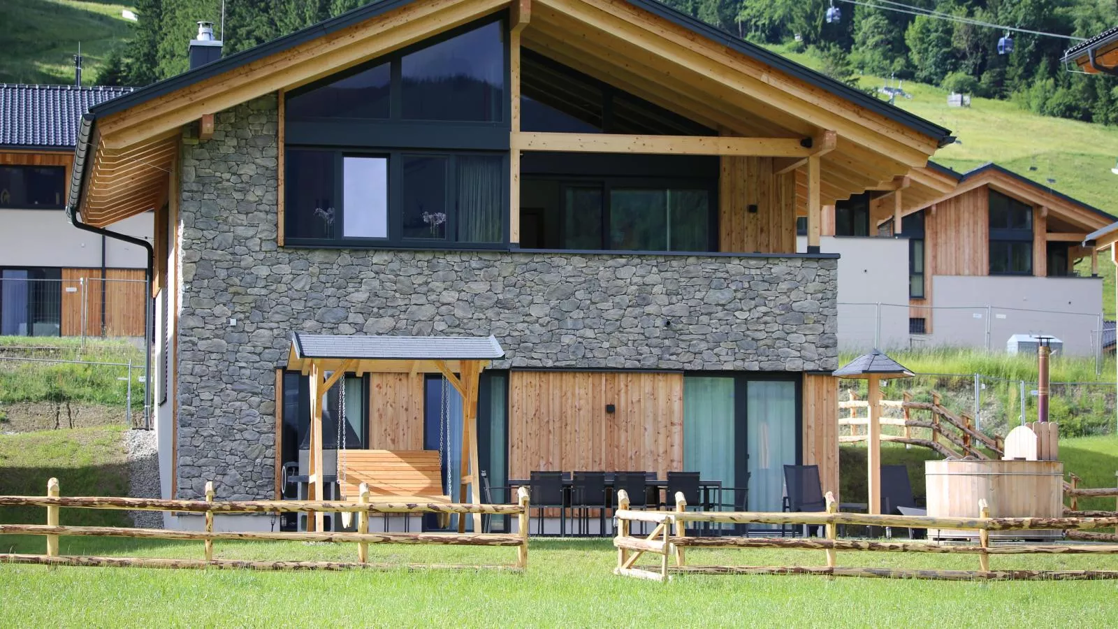 Grebenzen Lodge 44-Buitenkant zomer