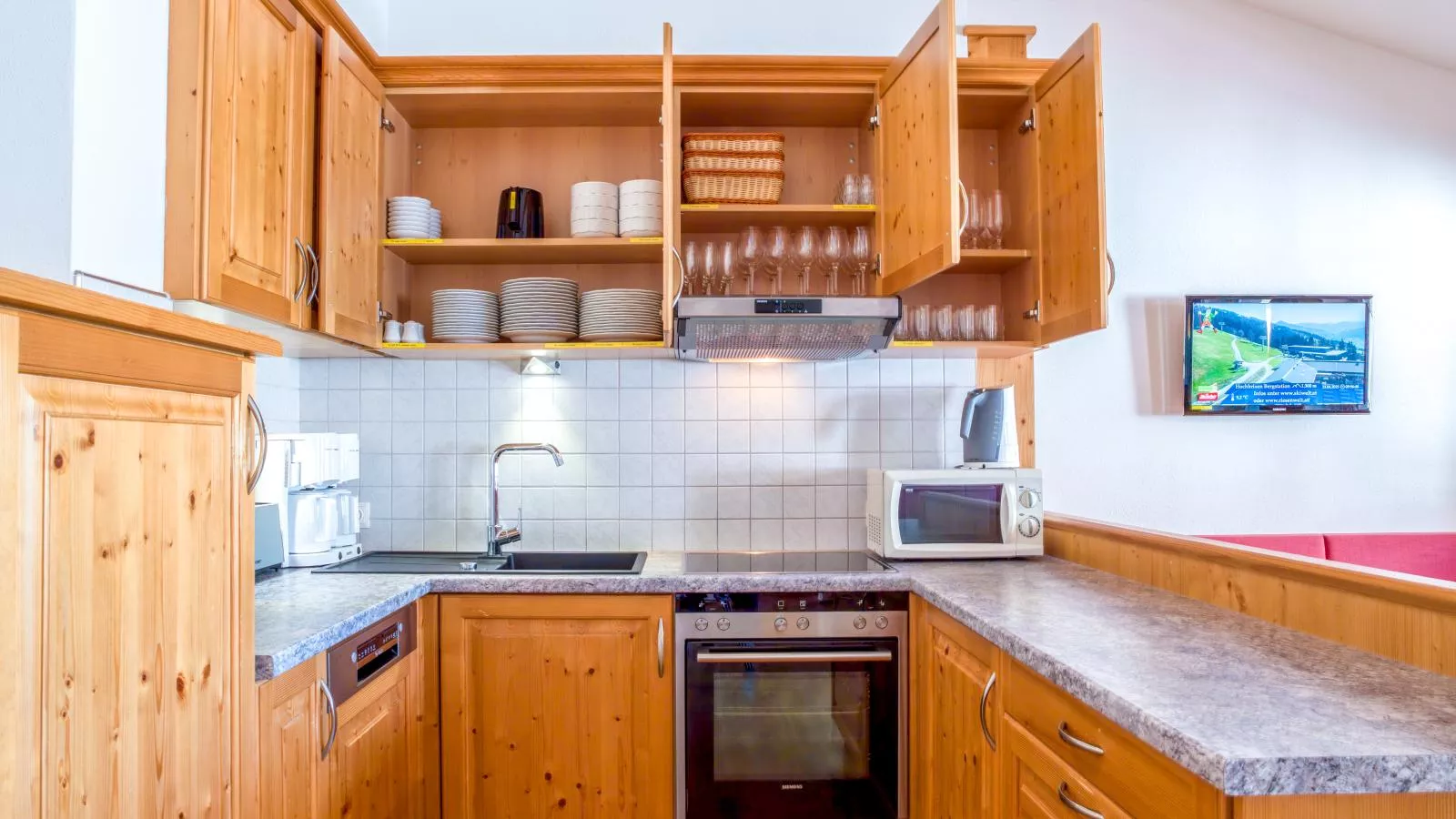 Next To The Skilift A 5-Keuken