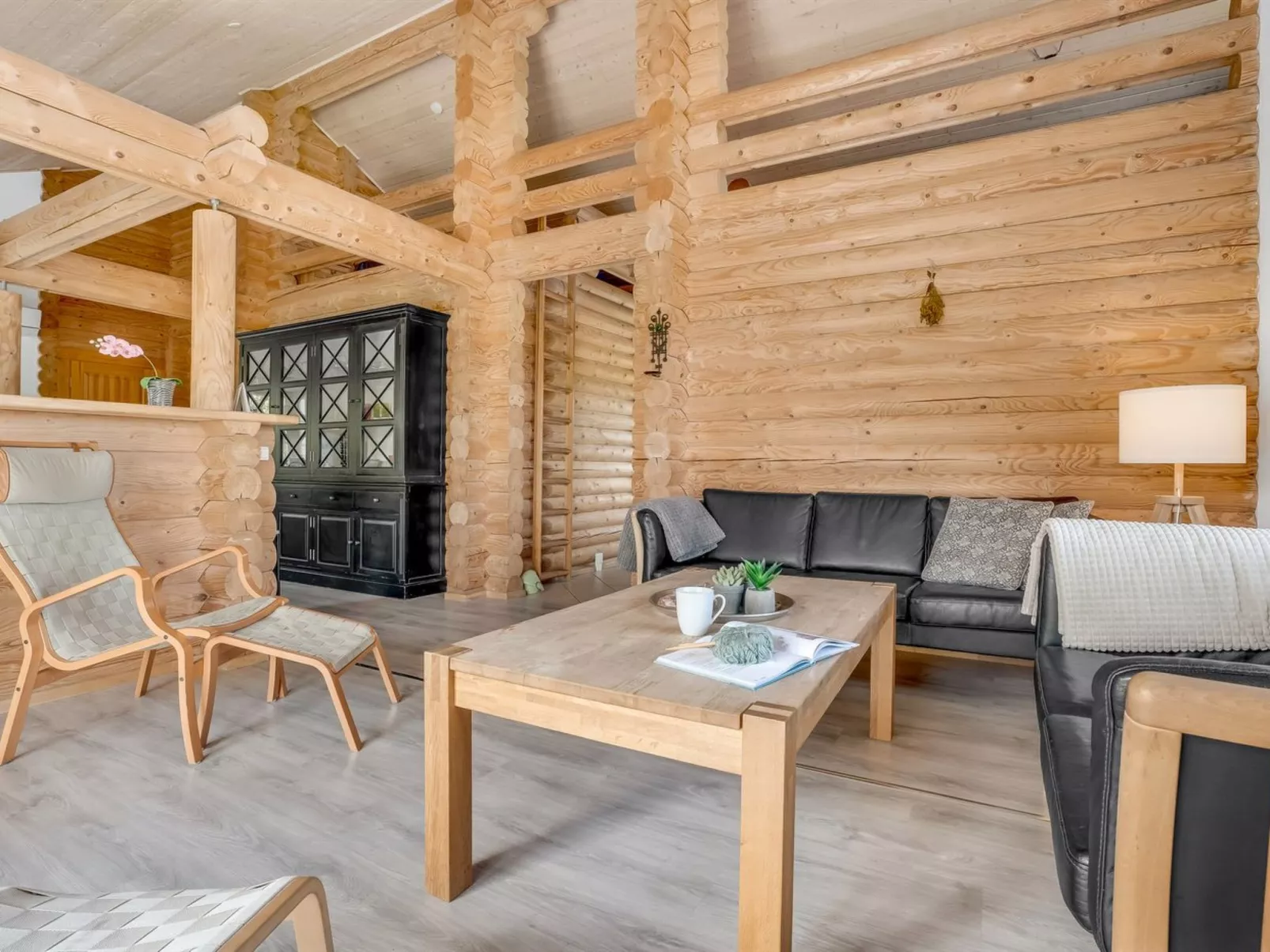 "Edzard" - 900m from the sea-Binnen