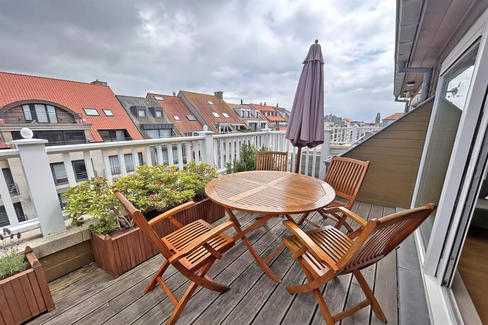 RAVEEL 52  STPL-Terrasbalkon