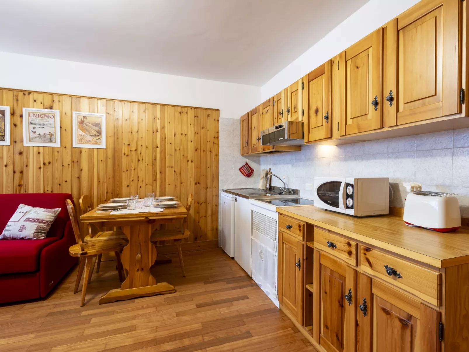 Andossi Studio Apartment-Binnen