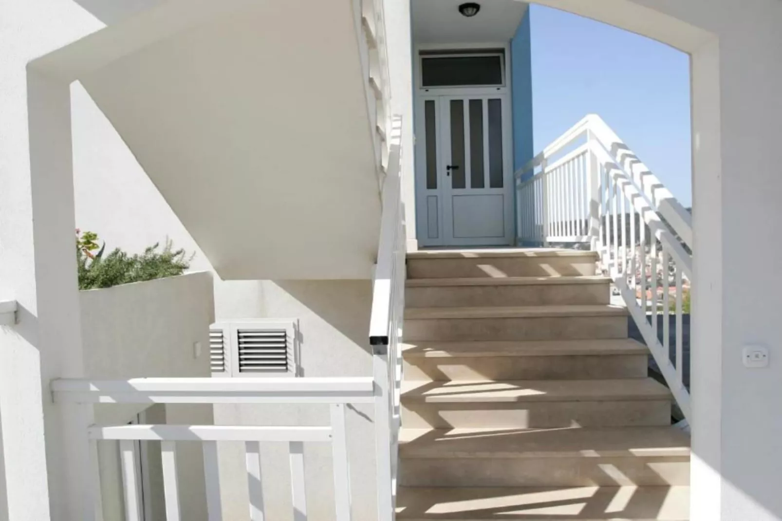Apartments Trogrlić - Studio with Balcony-Faciliteiten