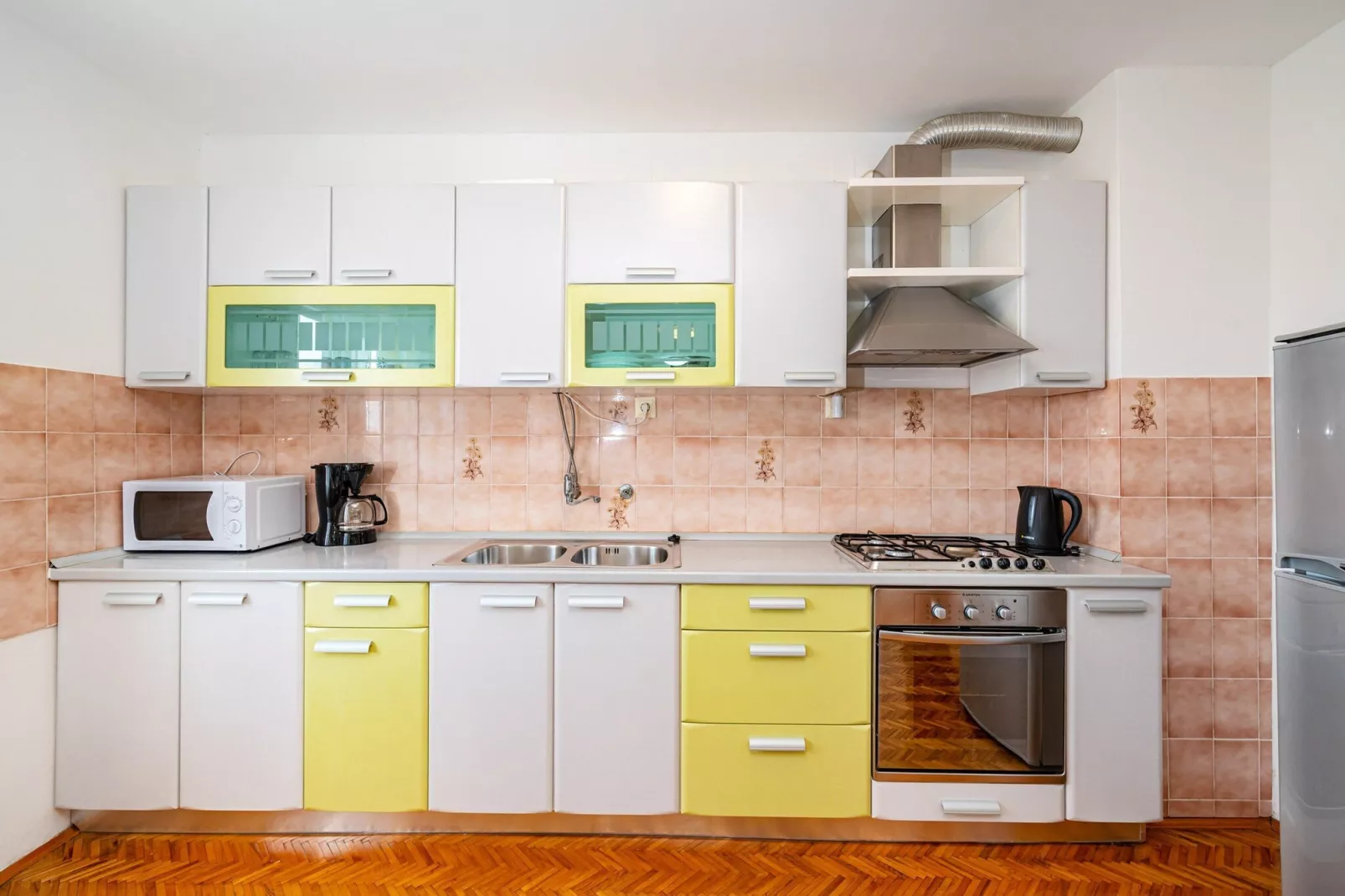 Holiday Home Villa Vesna Lux - Five Bedroom Villa with Swimming Pool-Keuken