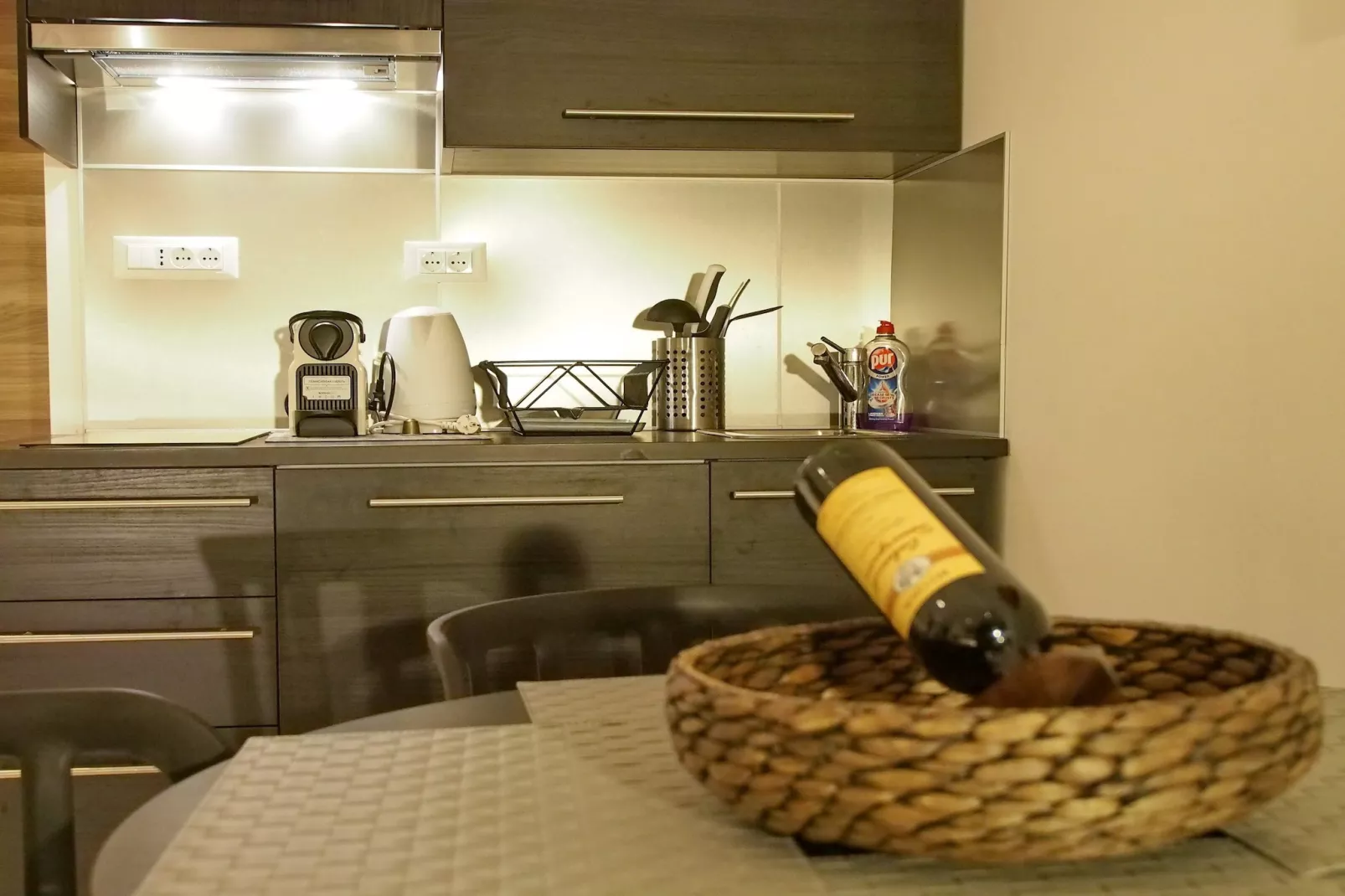 Luxury Style Apartments - Studio Apartment  (Elegant)-Eetkamer