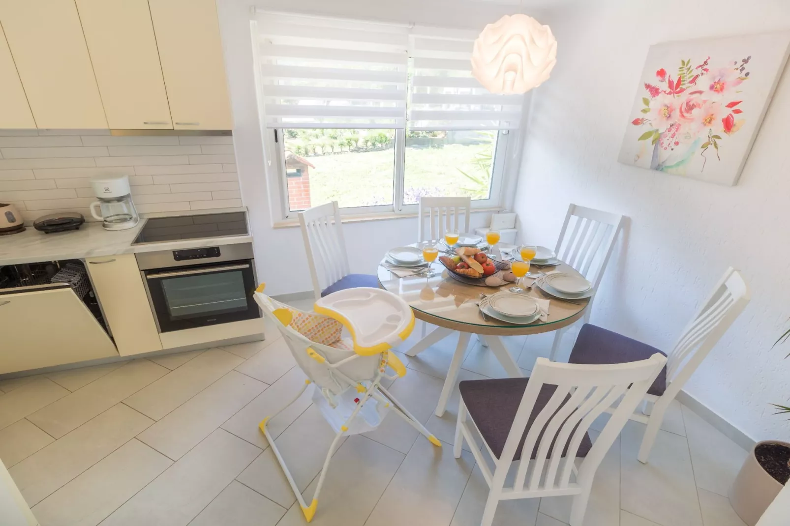 Holiday Home Milutinovic - Four Bedroom  Holiday Home with Sea View-Eetkamer