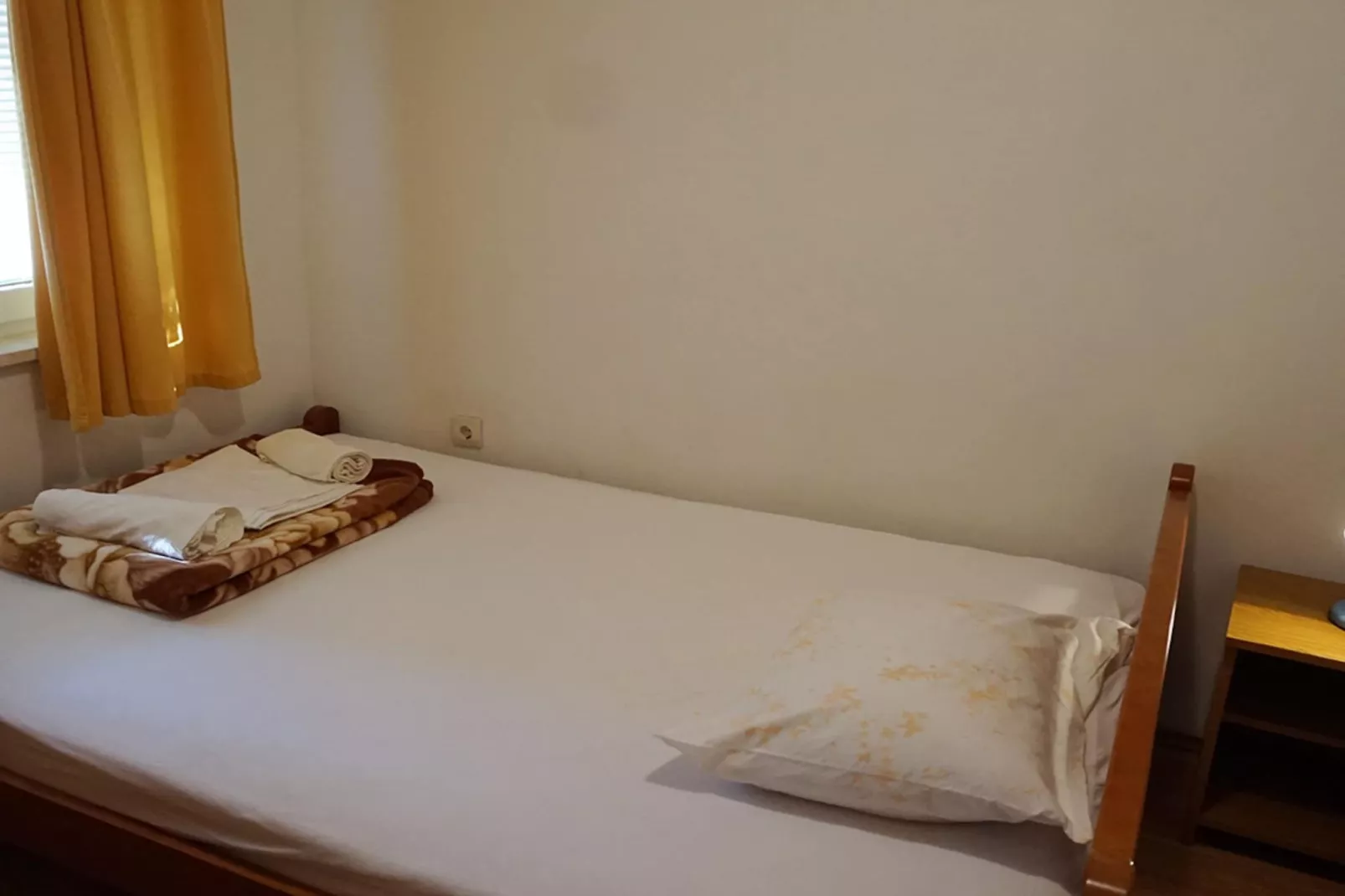 Beach House Žuljana - Two Bedroom Apartment with Terrace 2-Slaapkamer