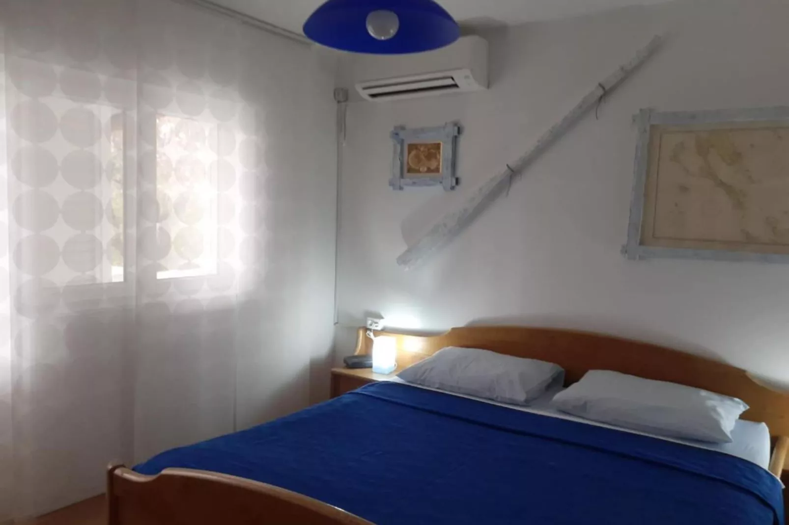 Guest House Green Corner Supetarska Draga - Studio Apartment with Terrace And Sea View-Slaapkamer