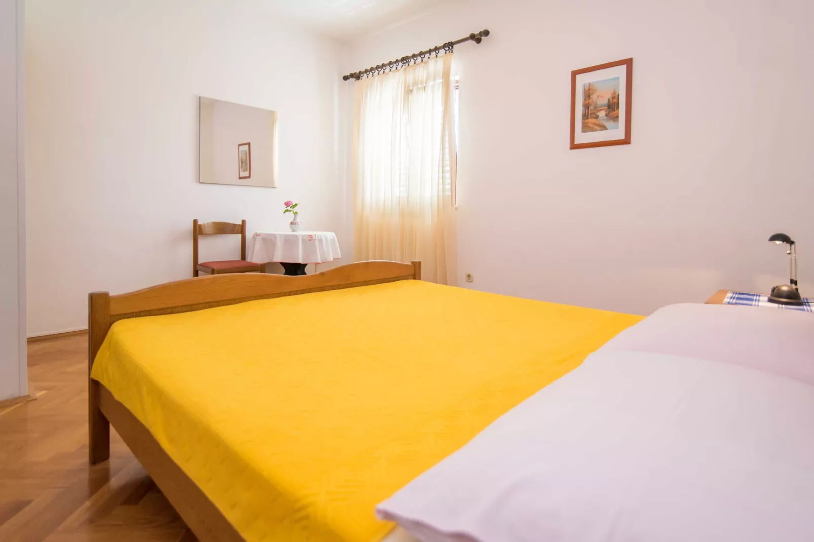 Comfortable Kastel Stafilic Apartment with Balcony - Two Bedroom Apartment with Balcony and Sea View-Slaapkamer