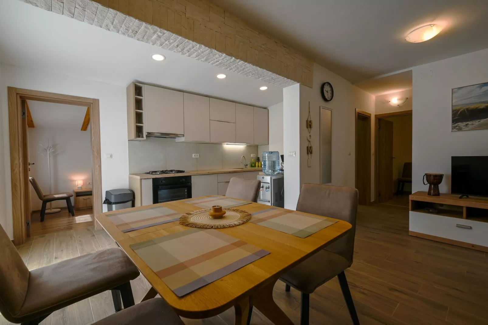 Rovinj Countryside Escape Holiday Home - Two Bedroom Holiday Home with Terrace-Keuken