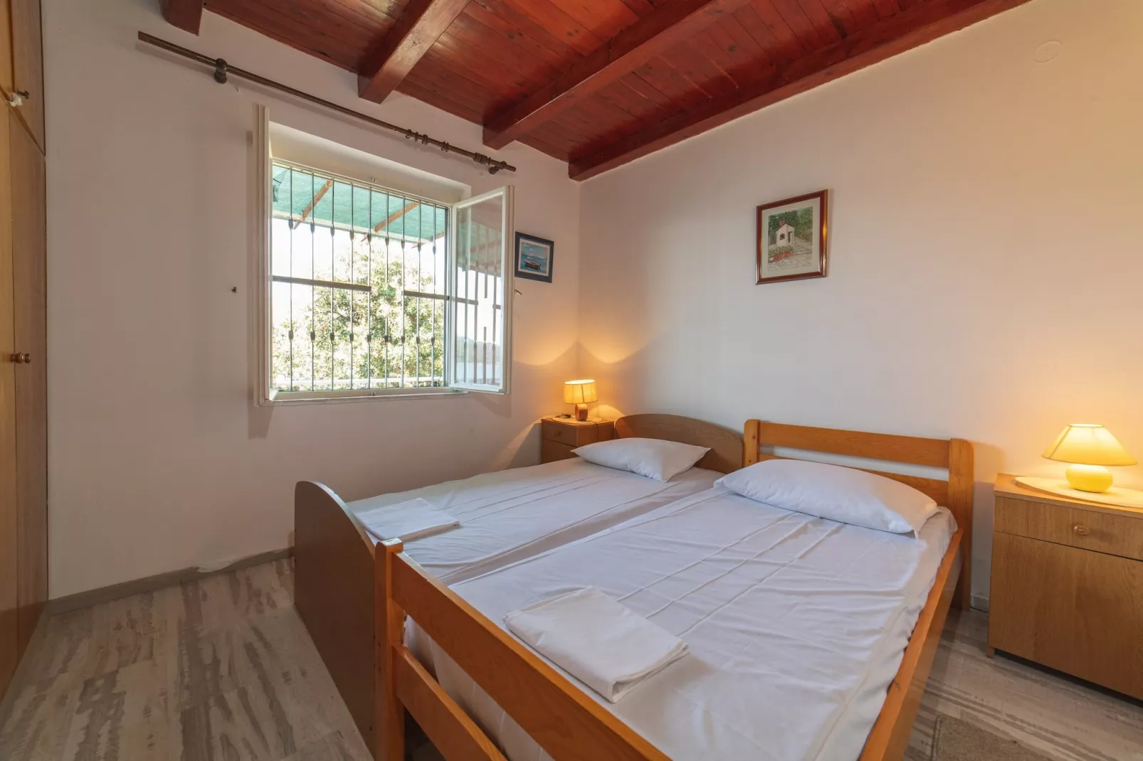 Two Bedroom Holiday Home-Slaapkamer