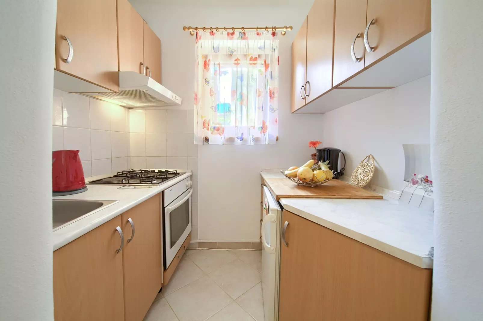 Chic and Charming Krk Downtown Apartments - Classic Studio Apartment (owner Lemon)-Keuken