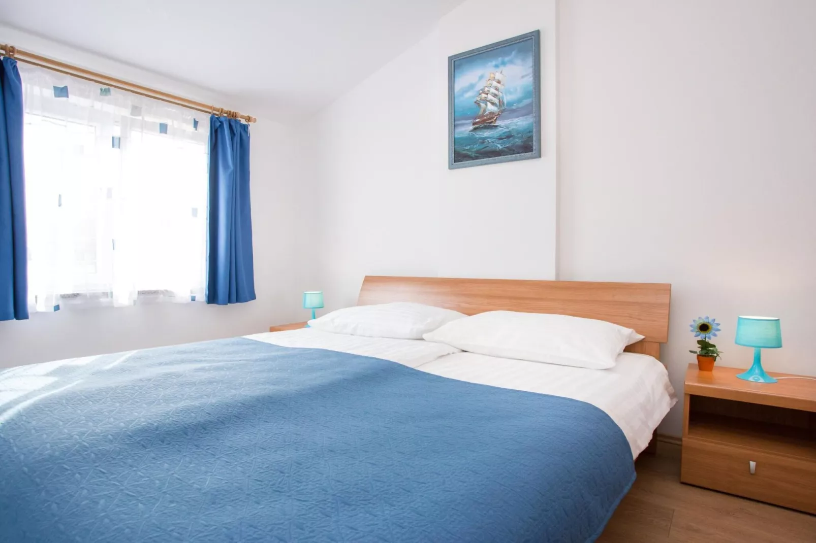 Scenic Elegant Apartments Krk with Balcony and Pool - Standard Two Bedroom Apartment with Balcony and Pool (owner 3)-Slaapkamer