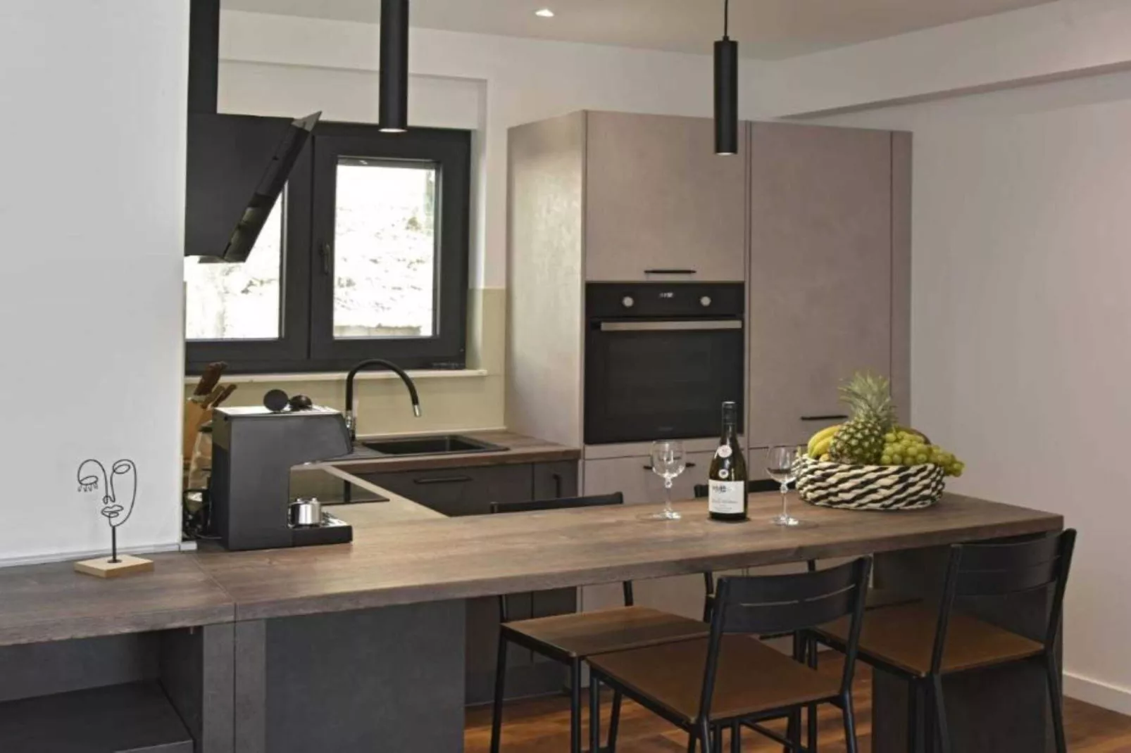 Luxury Slatine Apartments with Terrace and Garden - One Bedroom Apartment with Terrace-Keuken