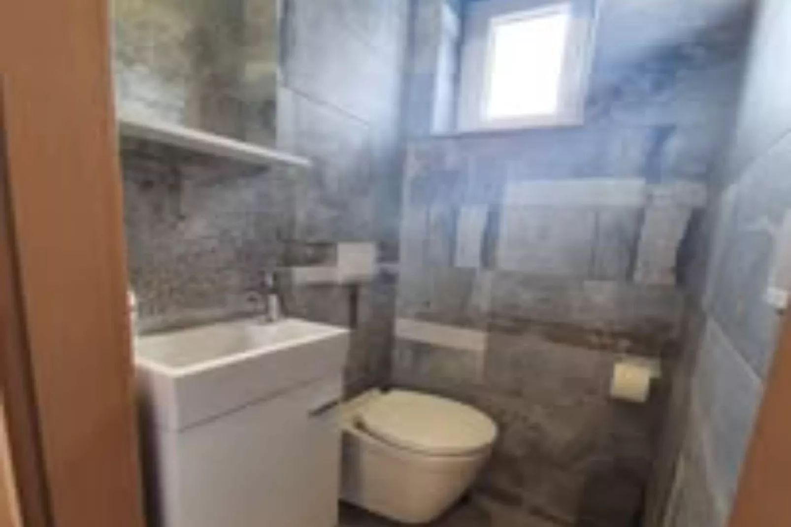 Villa Cerina - Three Bedorom Villa with Outdoor Swimming Pool-Badkamer