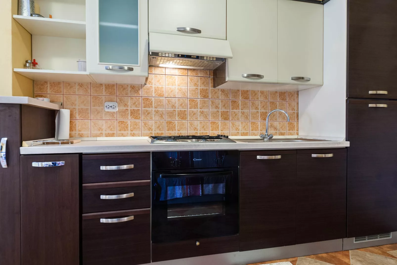 Cozy Apartments in Zadar with Sea and Mountain Views - One Bedroom Apartment with Balcony (owner 1)-Keuken