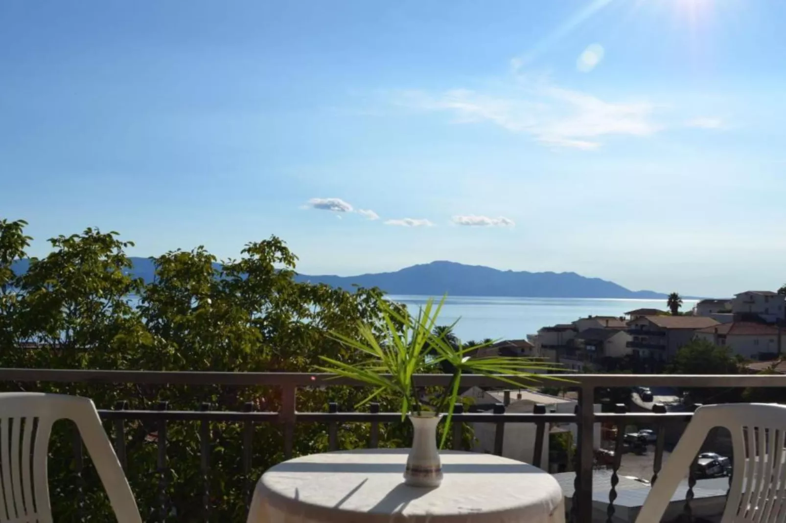 Two Bedroom Apartment with Terrace and Sea View 5-Terras