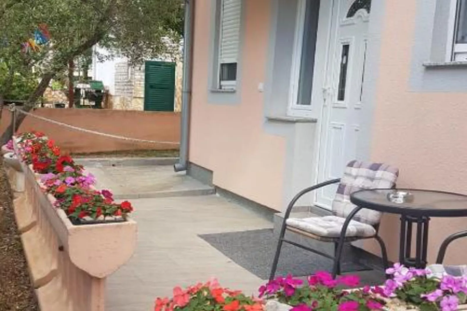 Modern Apartments in Zadar with Private Terrace - Studio Apartment with Terrace-Terrasbalkon