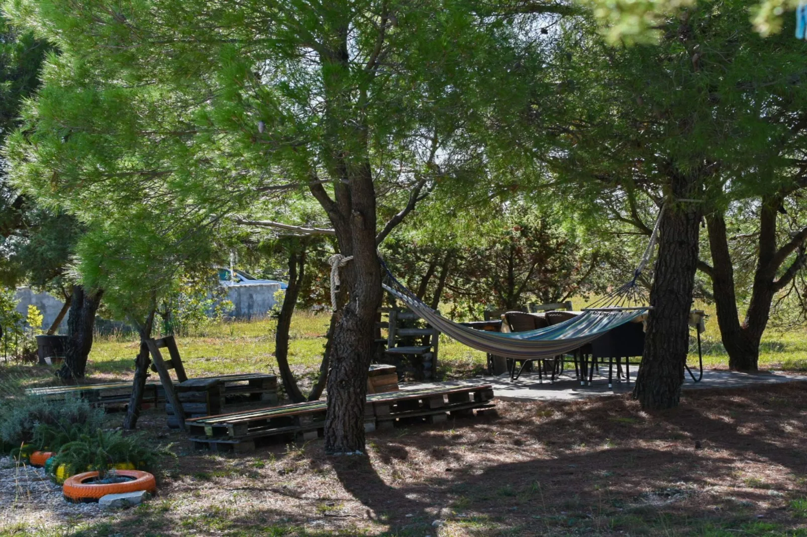 Holiday Home Mystc Woods-Tuinen zomer