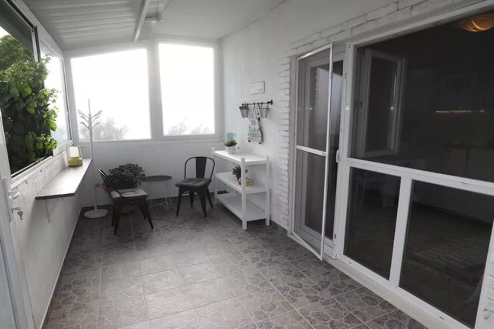 Garden Oasis - Kaštel Lukšić - One Bedroom Apartment with Balcony-Terrasbalkon