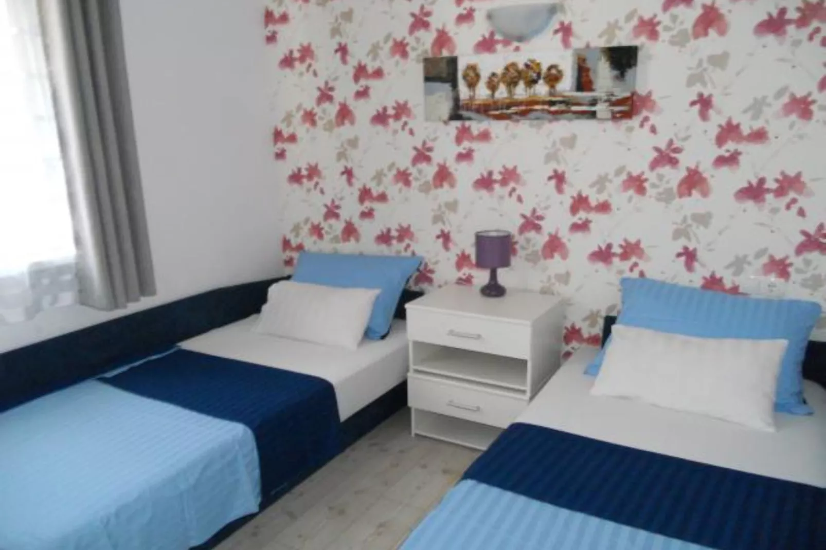Apartments Dea & Paula - Classic Two Bedroom Apartment with Terrace-Slaapkamer