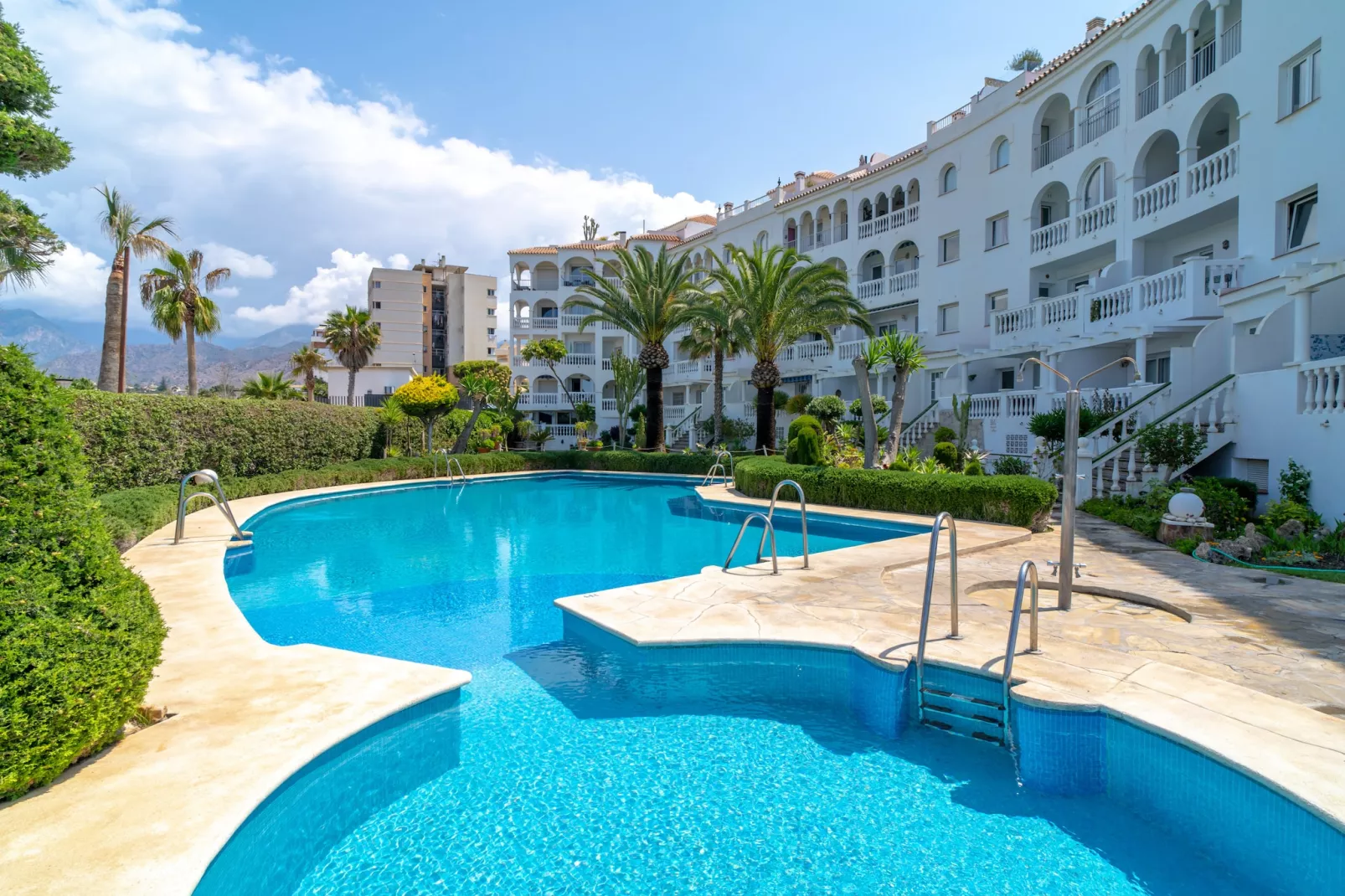 Stella Maris Beachfront B by Casasol-Zwembad