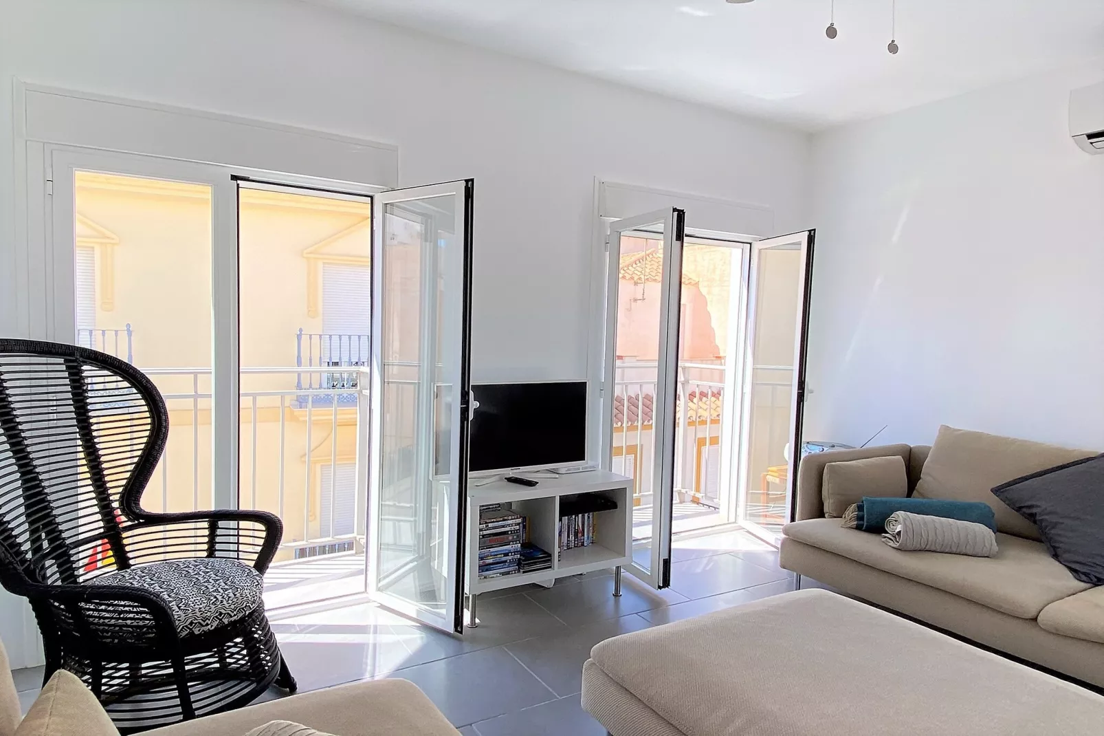 Casa San Juan 13 Centro by Casasol-Woonkamer