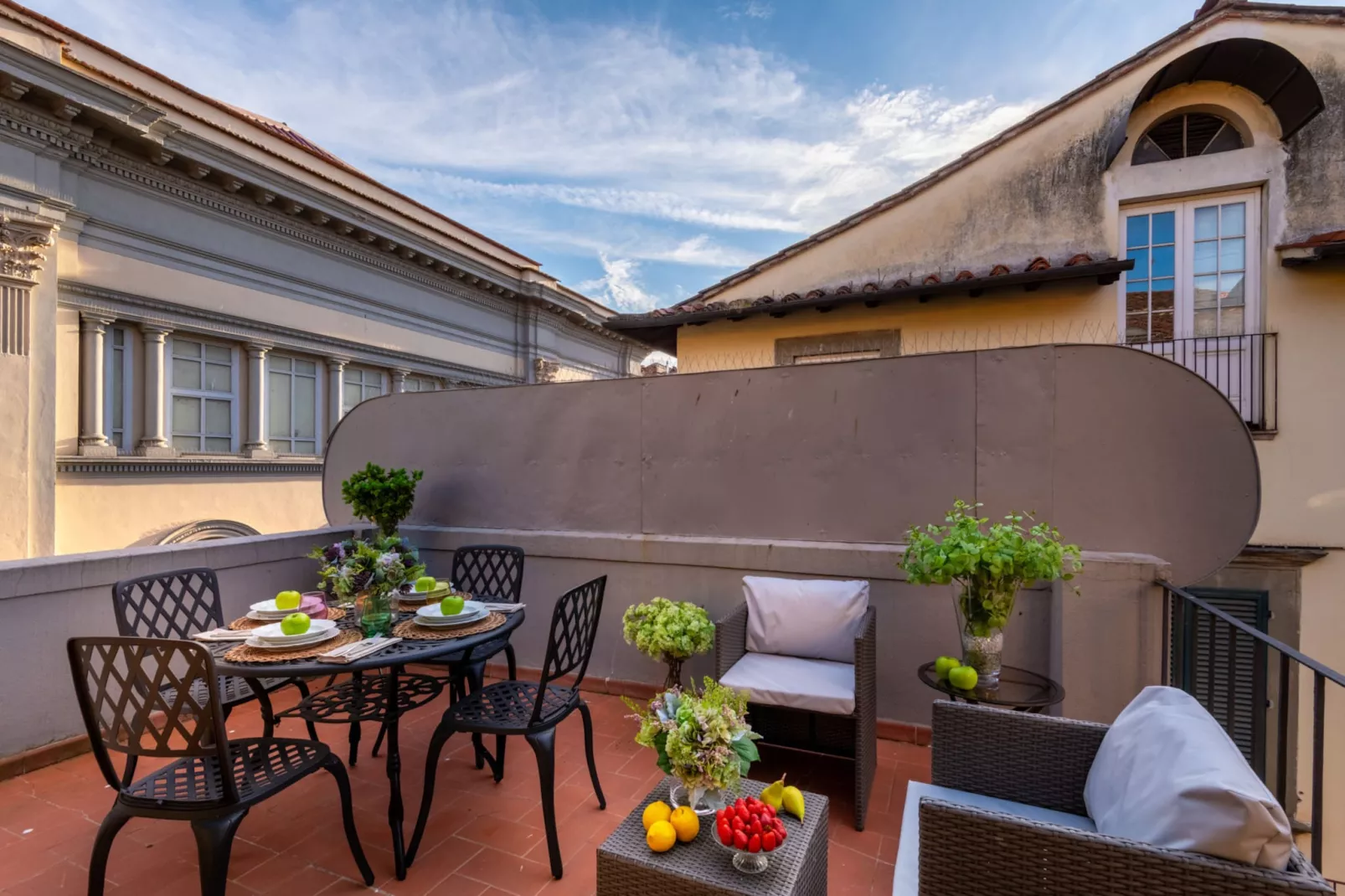 The Terrace Retreat-Niet-getagd