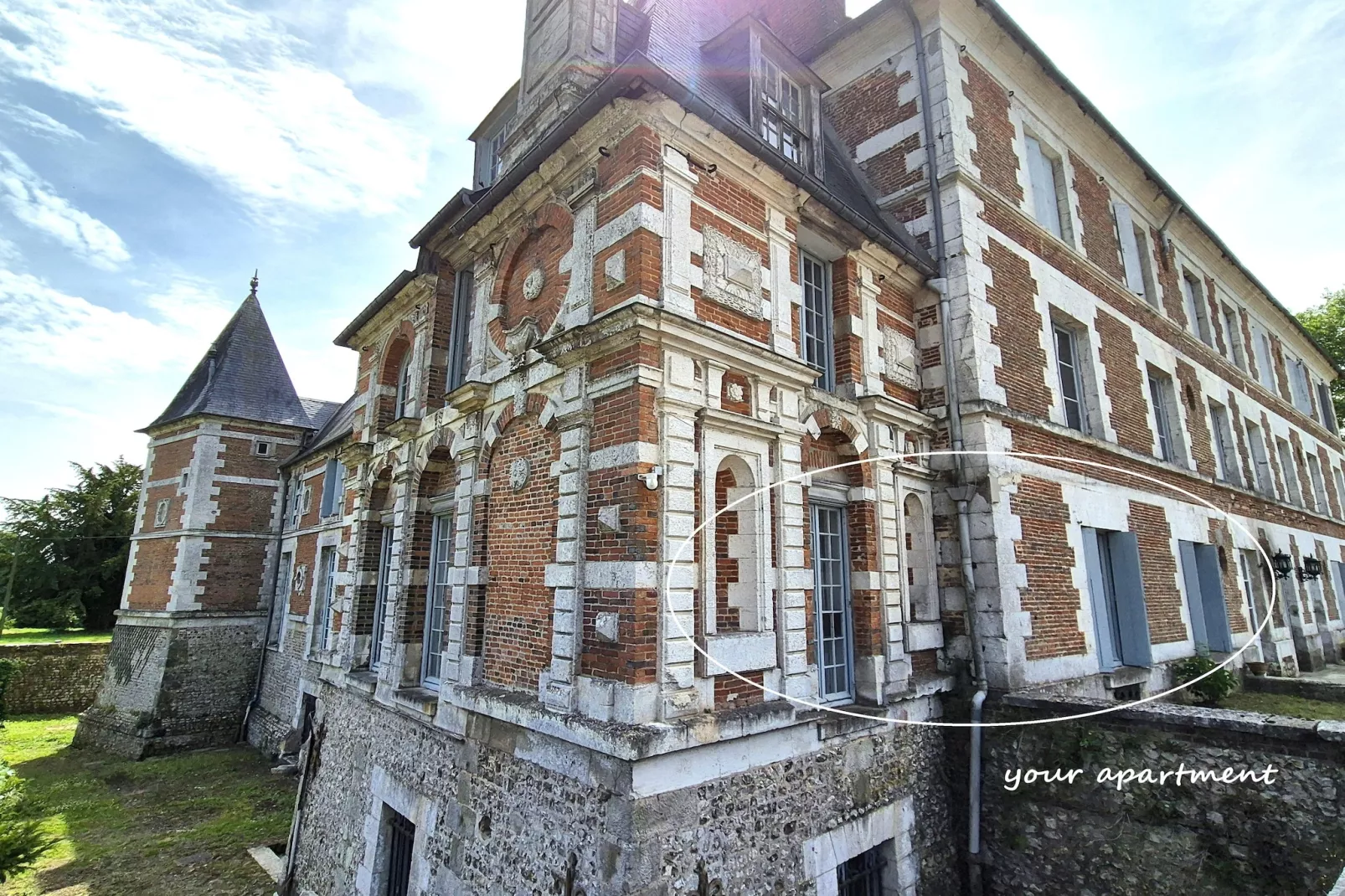 Appartement au Château de Baclair-Buitenkant zomer