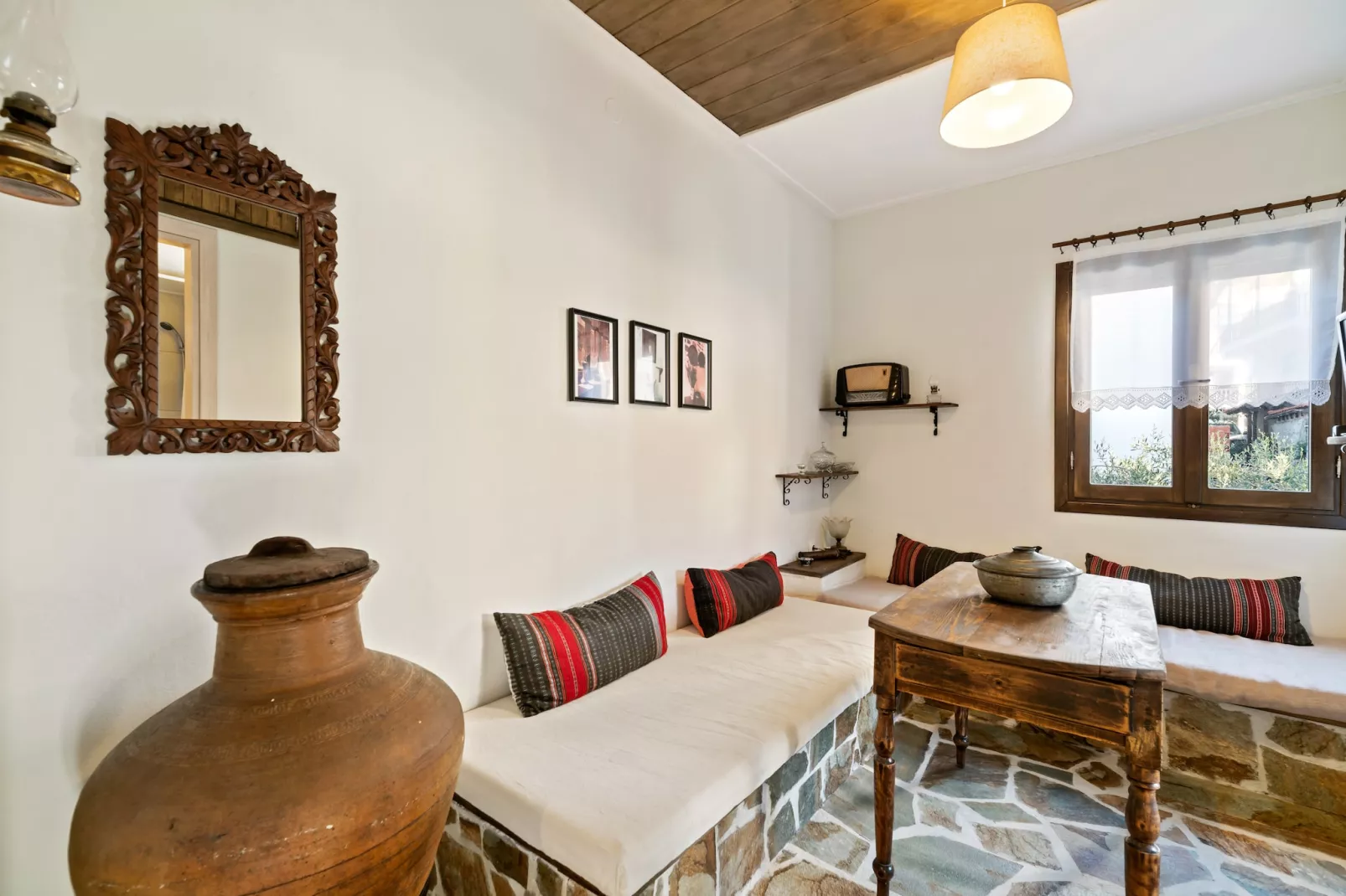 Apartment Agios Nikolaos-Woonkamer