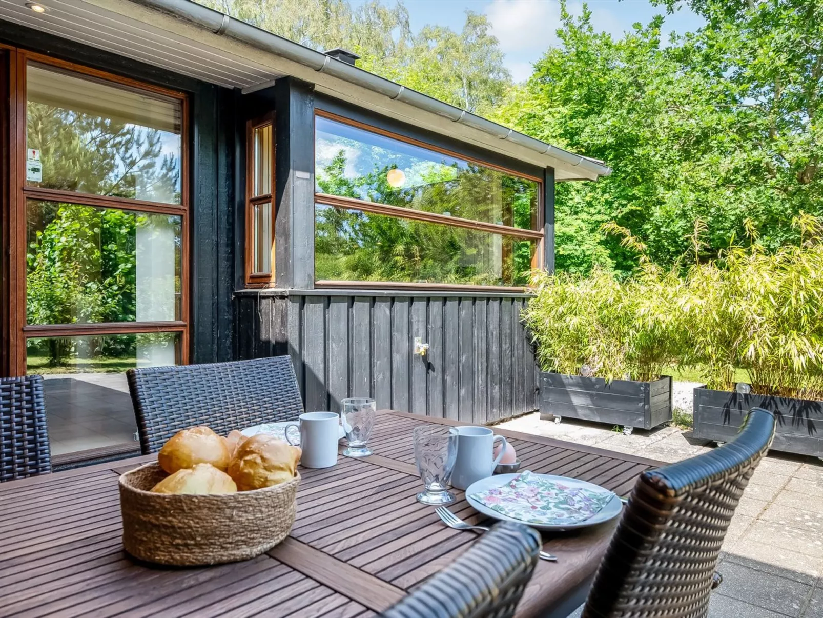 "Rosaline" - 500m from the sea-Buiten