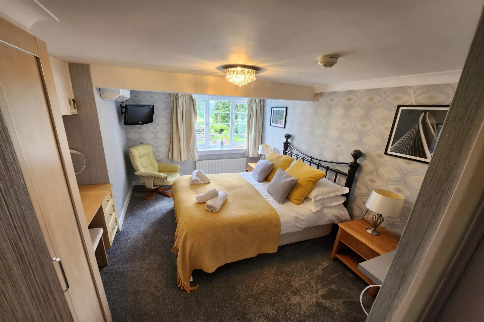 Lavendar Double Room-Slaapkamer
