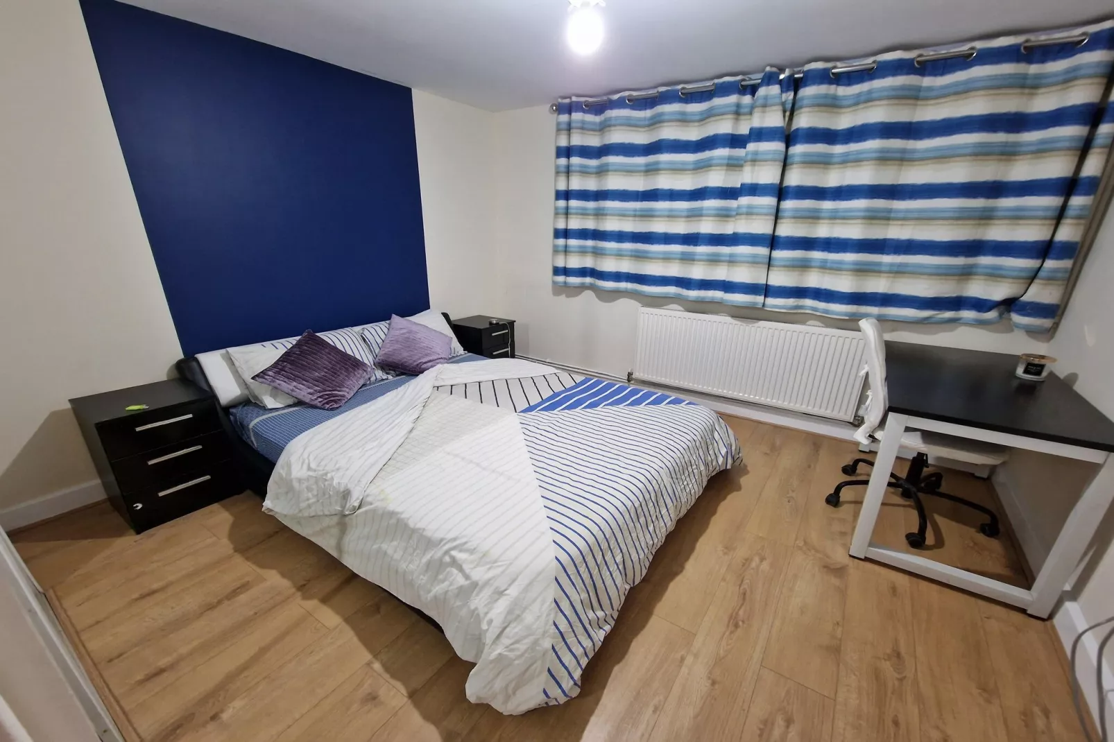 Snooze den Chalvey Double Room-Slaapkamer