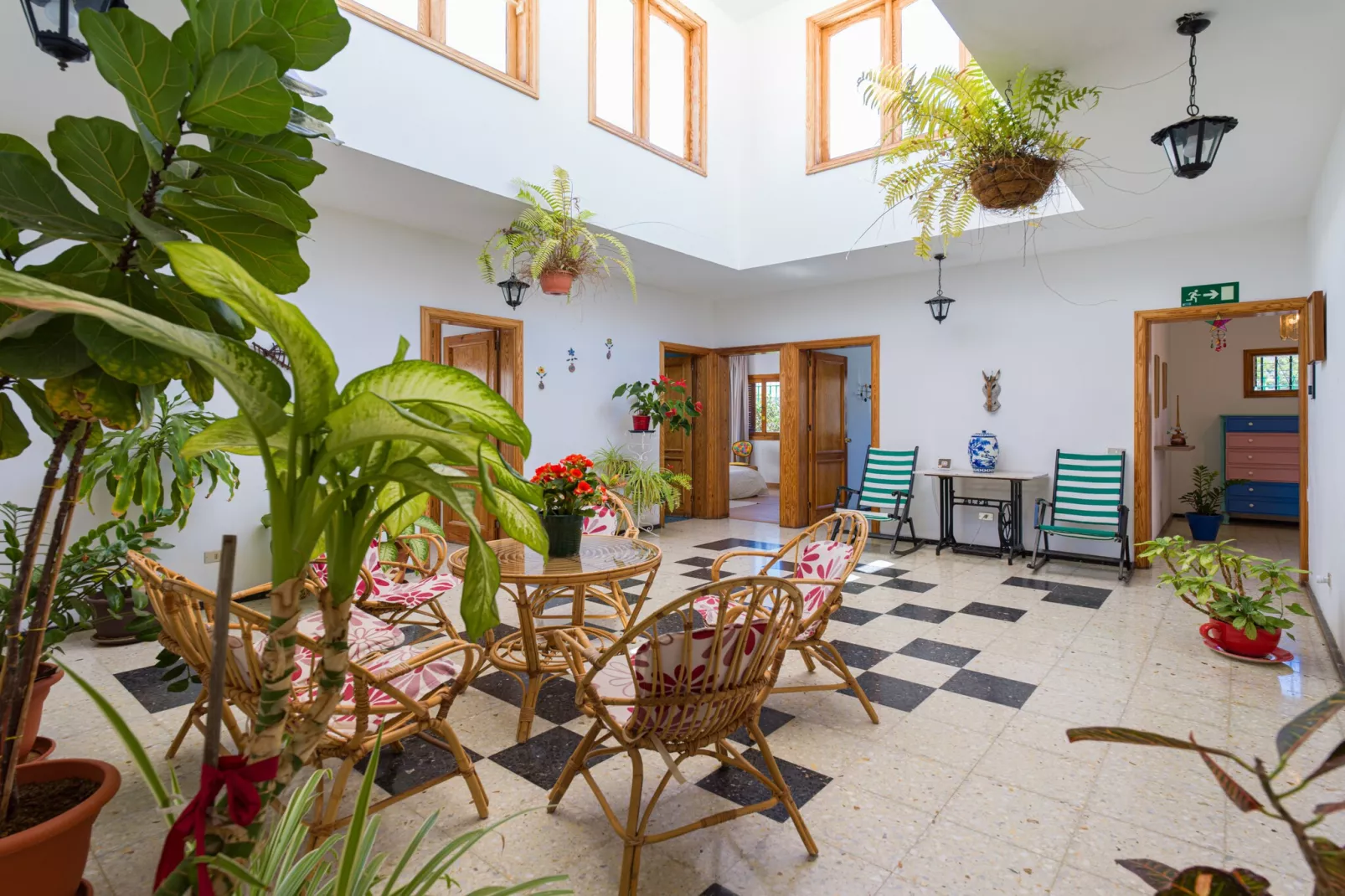 Agaete Pupe Home by Canariasgetaway-Woonkamer