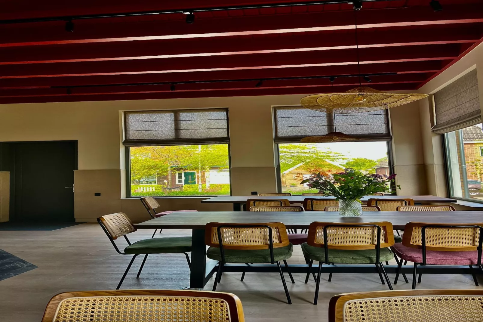 Groepsaccommodatie met 10 luxe tweepersoons kamers-Eetkamer