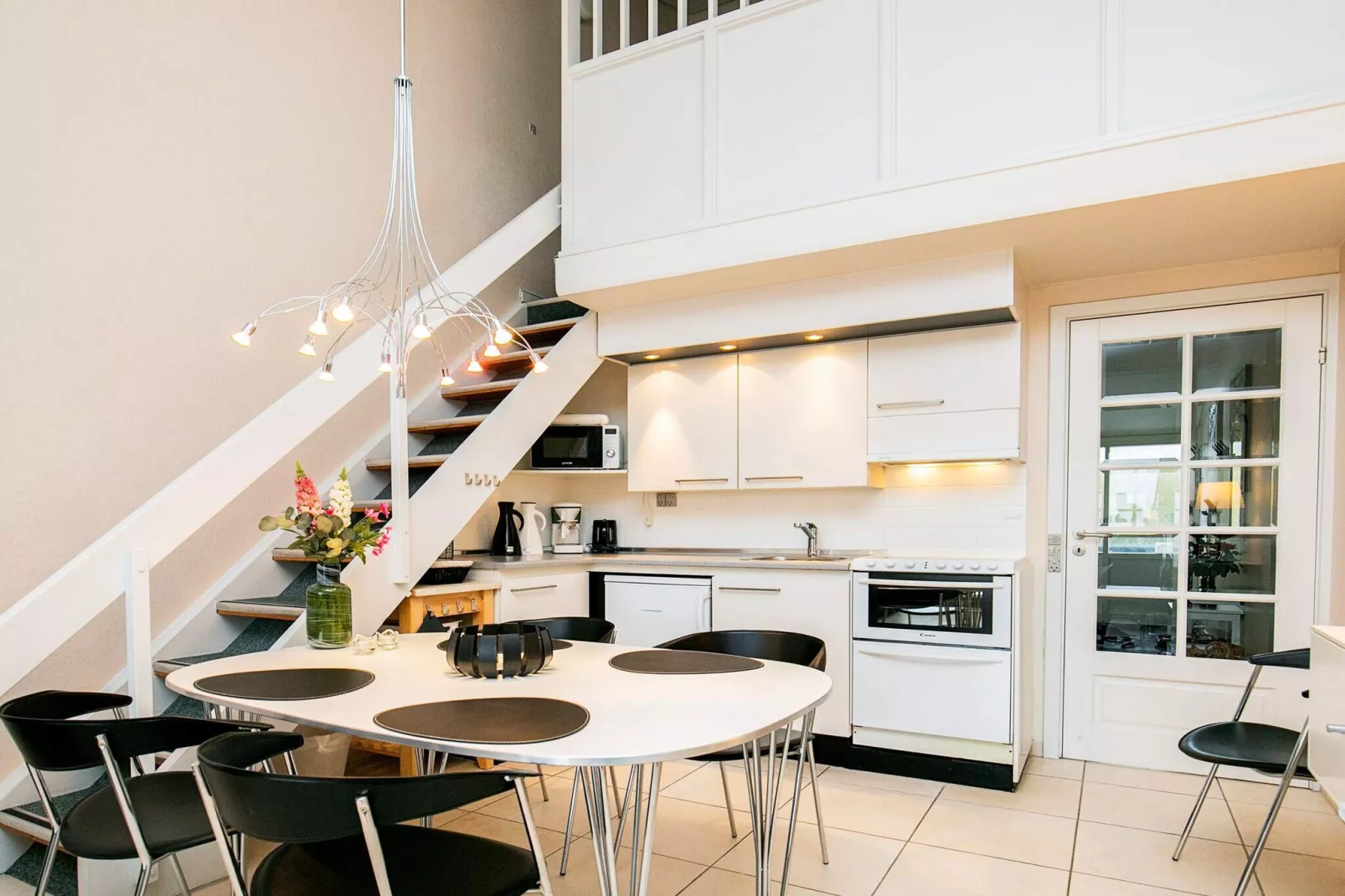 2½ room w/seaview, 2nd floor - Binnen