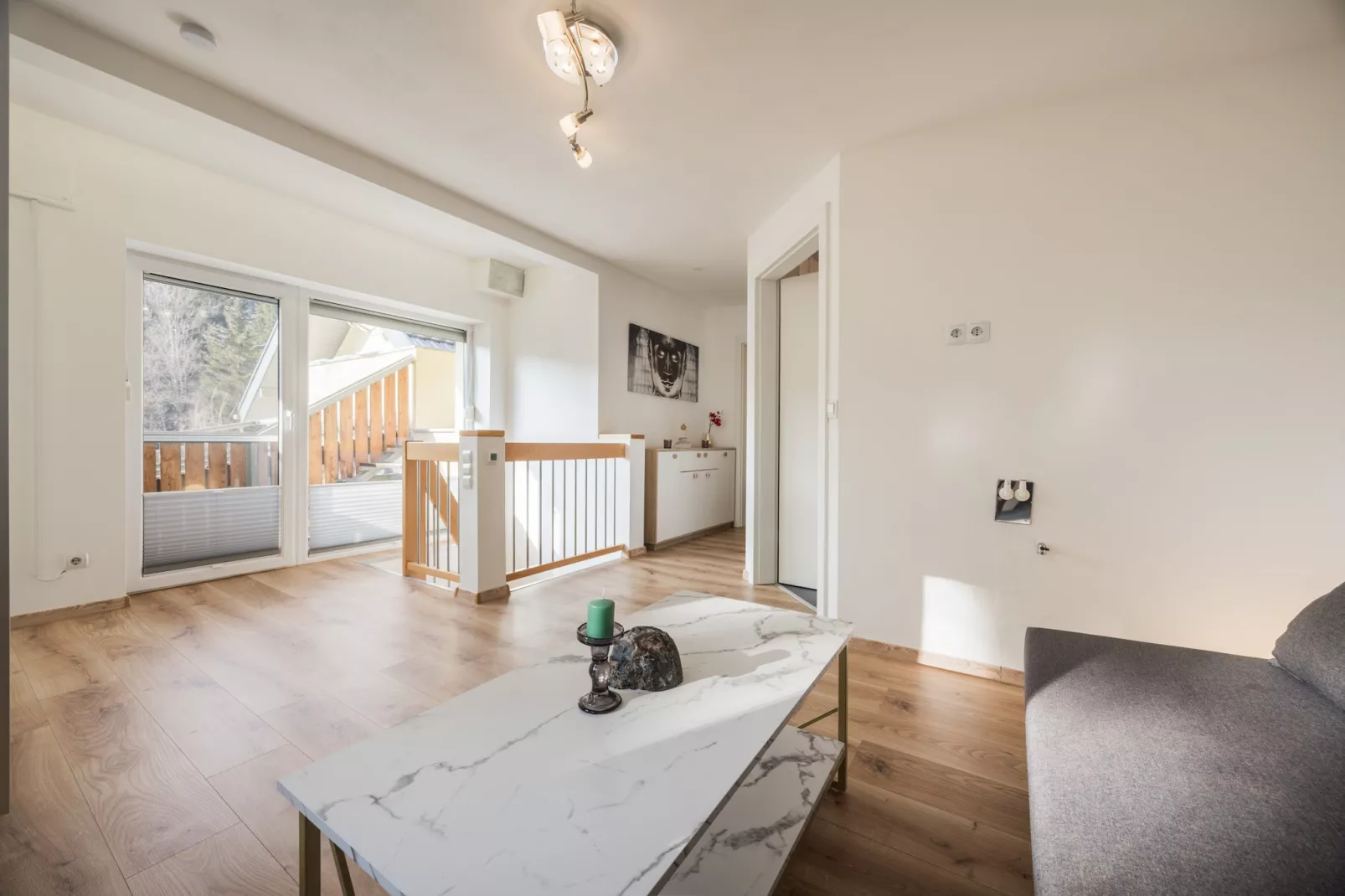 AlpenNest Appartement-Woonkamer
