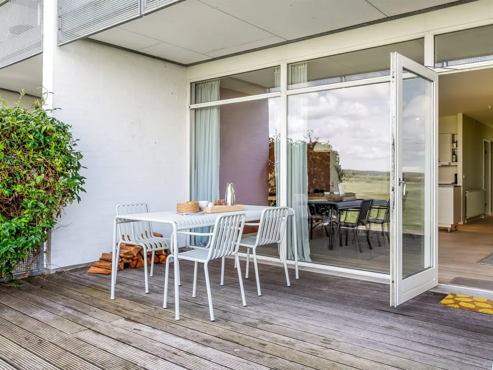 "Arian" - 25m from the sea-Buiten