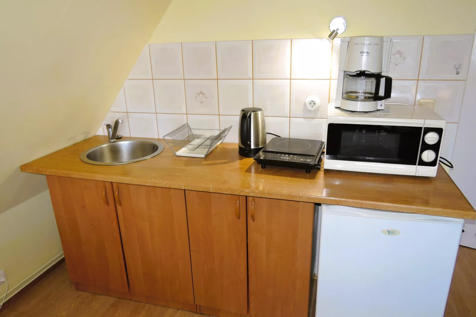 Studio 4 osobowe nr 3 na pierwszym piętrze-Keuken