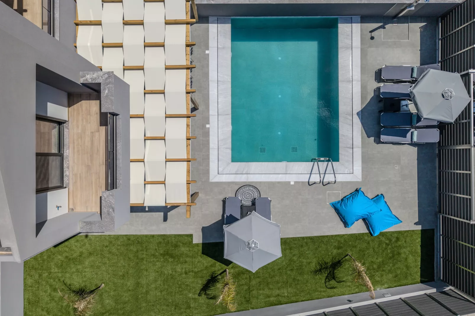 Rosy Villas Collection-Zwembad