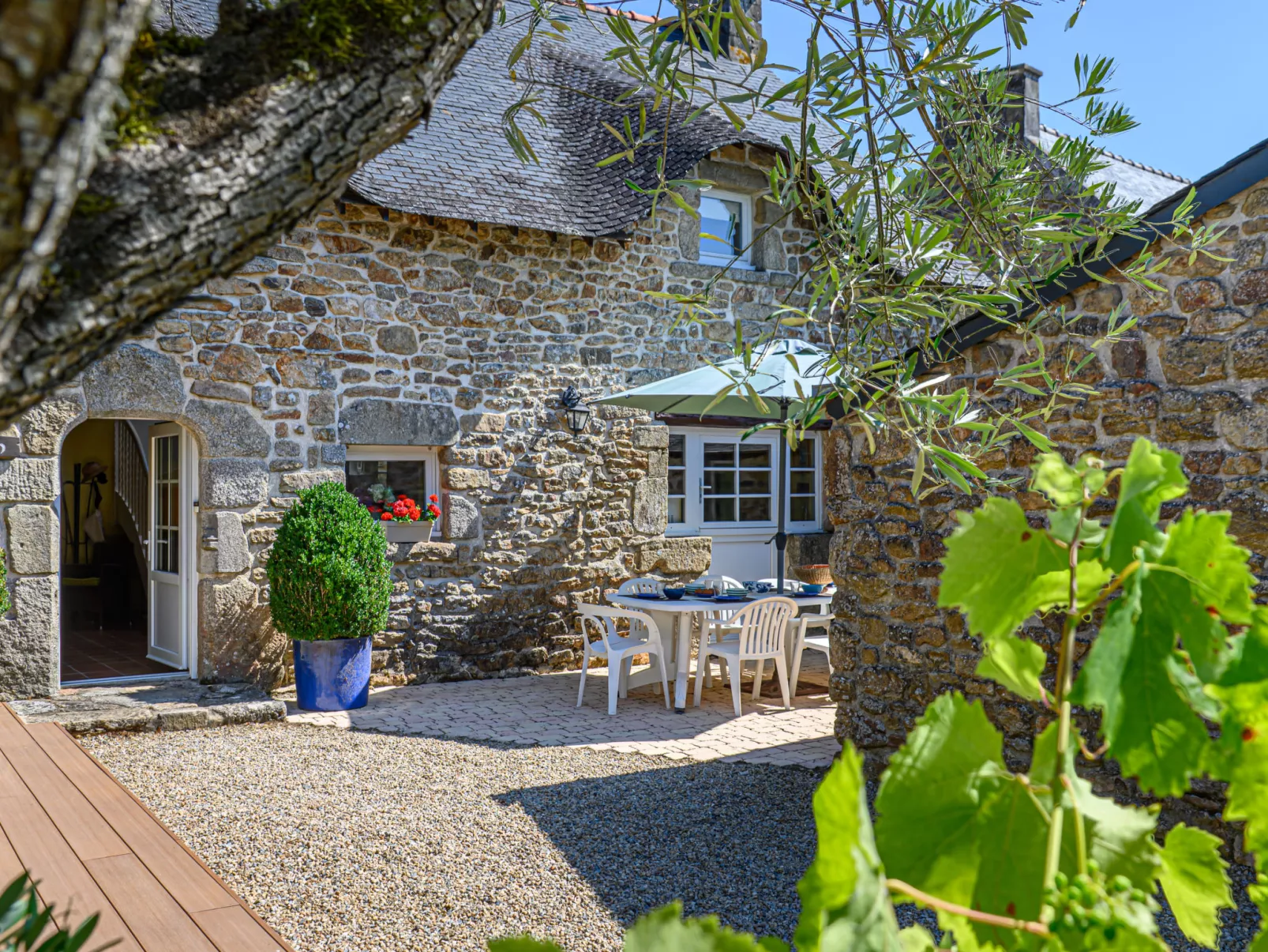 Maison Cromlech-Buiten