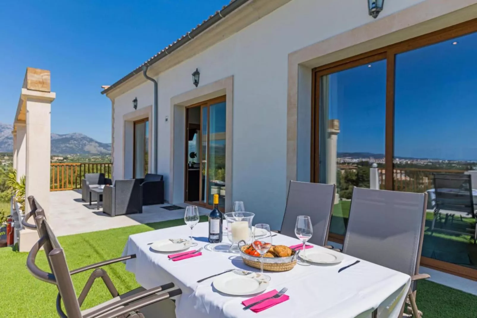 Villa Son Vent in 87-Terrasbalkon