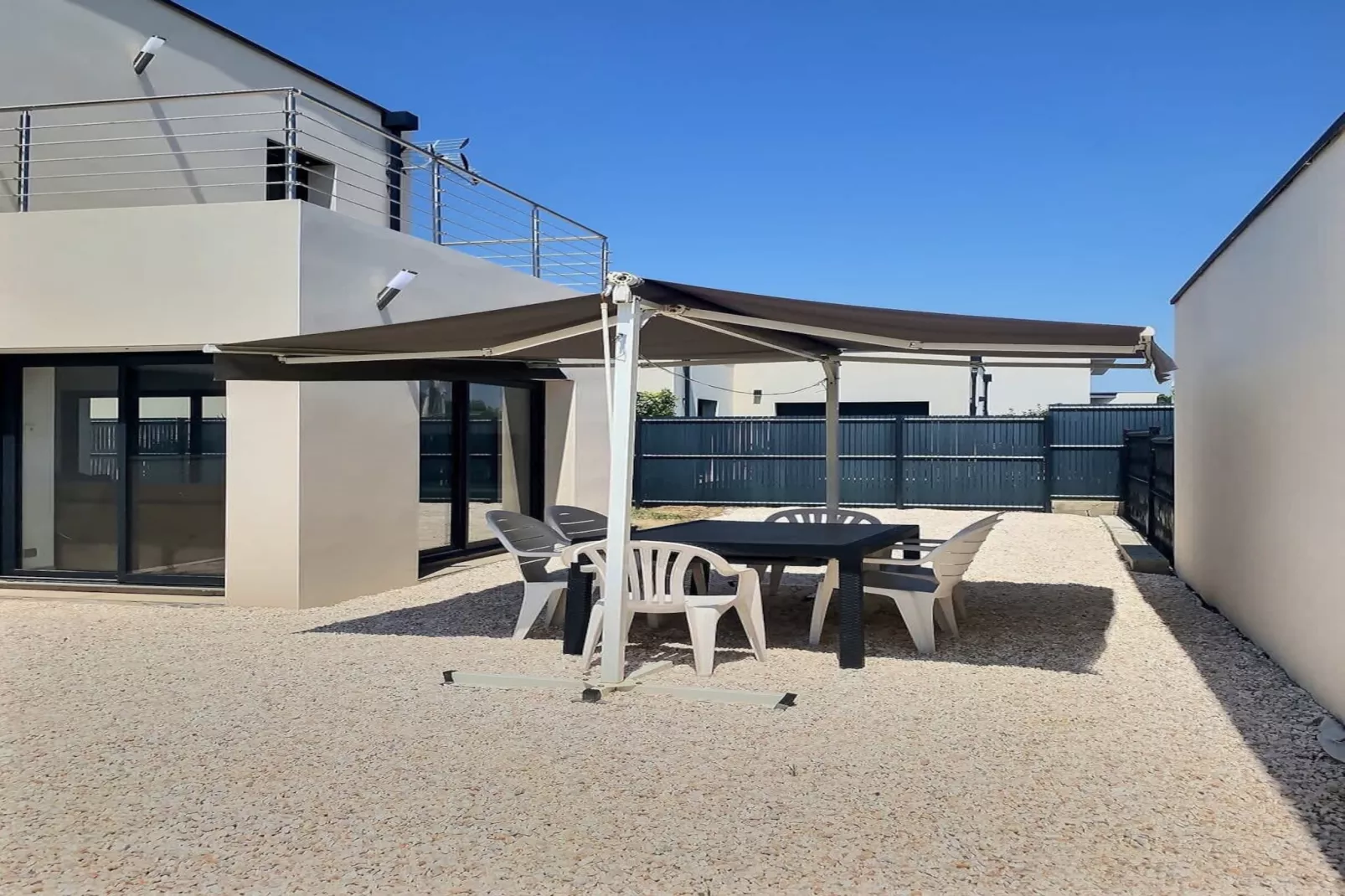 LOU 214 TAIR-Terrasbalkon