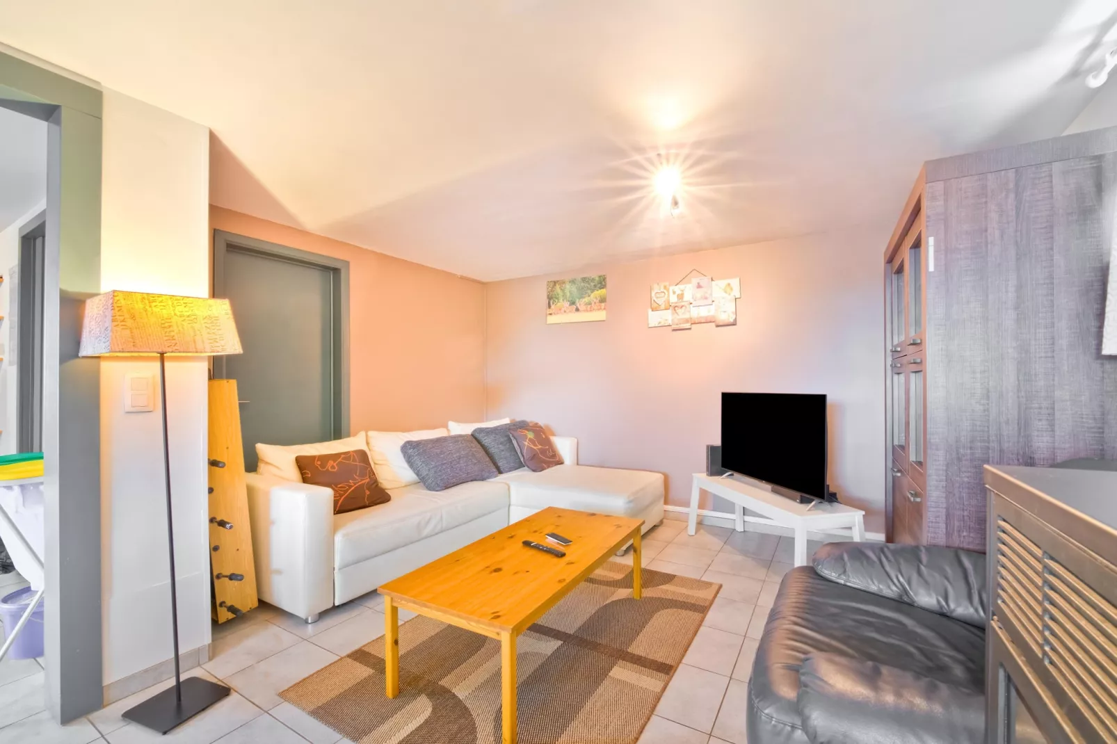 Très belle habitation à Lierneux pour 5 adultes-Woonkamer