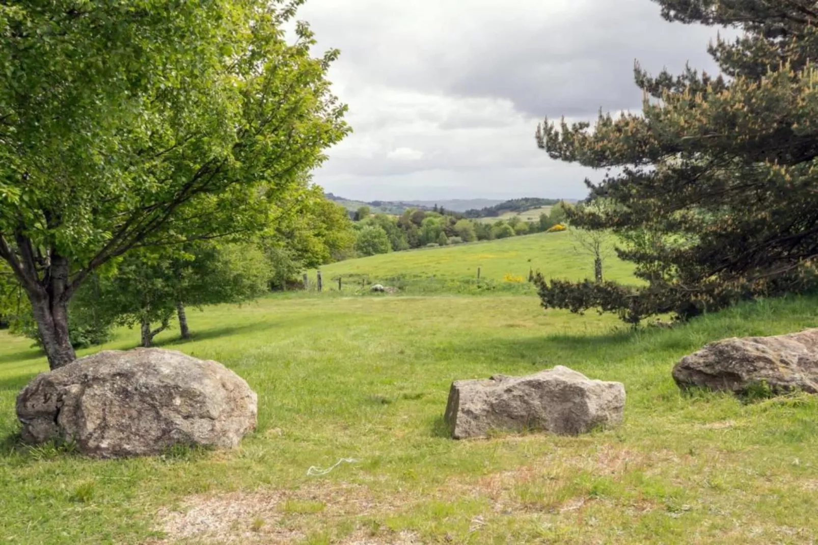 Gite -   SAUVAIN-Gebieden zomer 5km