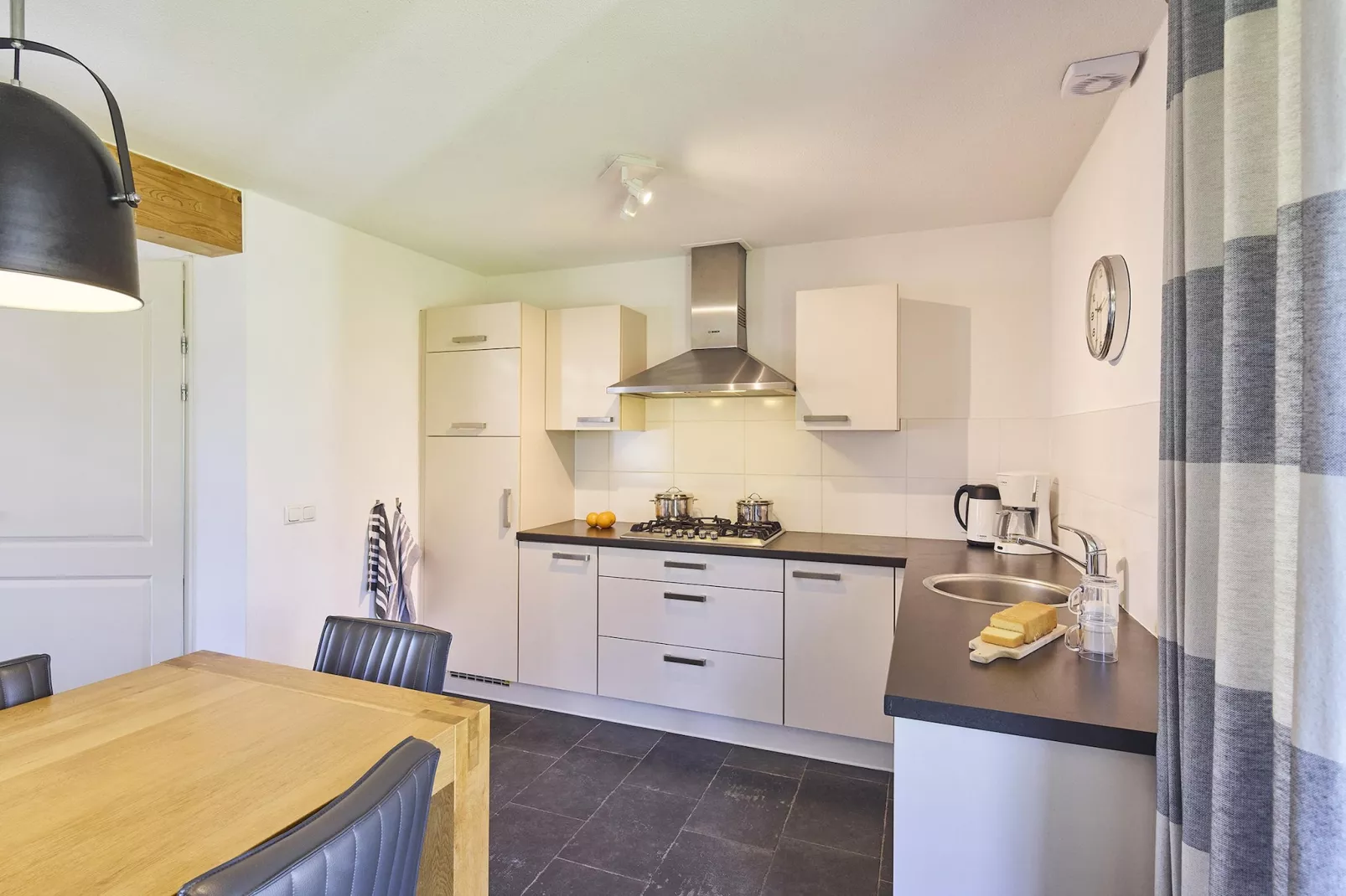 Buitenhof De Leistert 12-Keuken