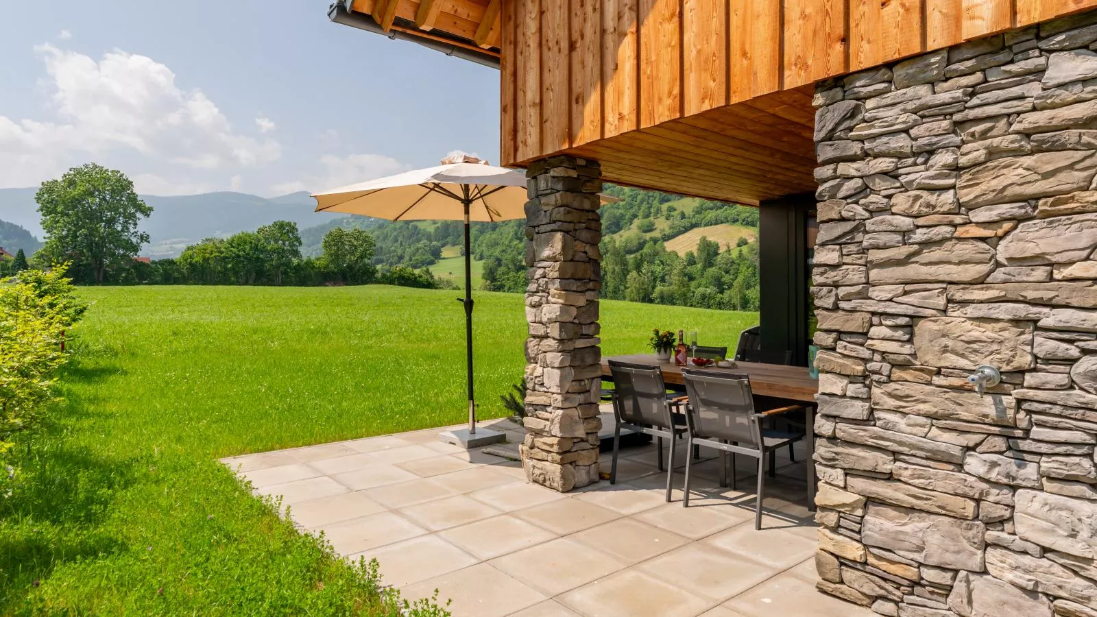 Mountain Chalet Aquarius 5A-Terrasbalkon