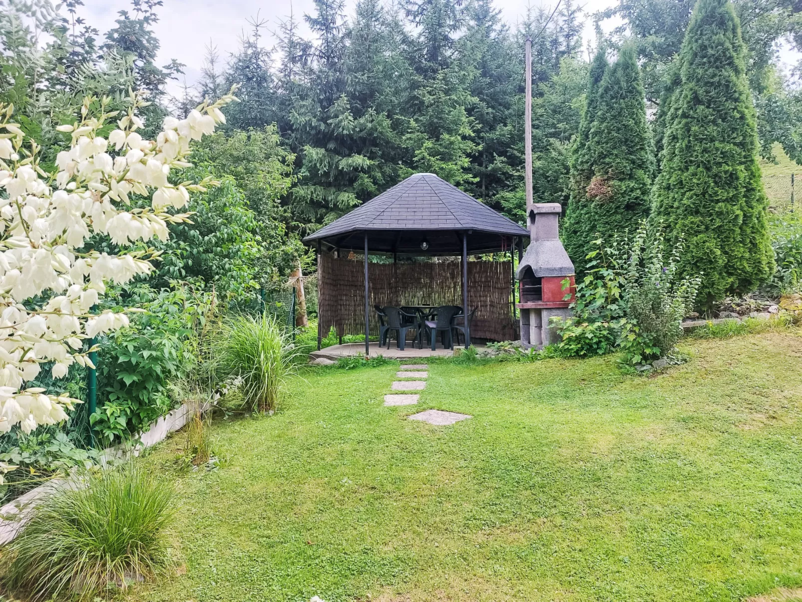 Leisure Lounge & Pool-Buiten
